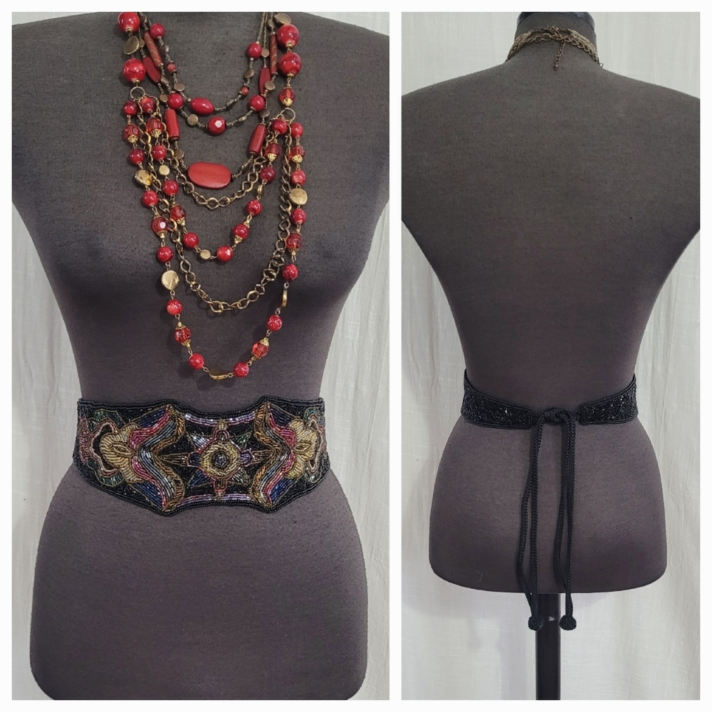 Elegant Beaded Black Waist Belt - Picture 2 of 12